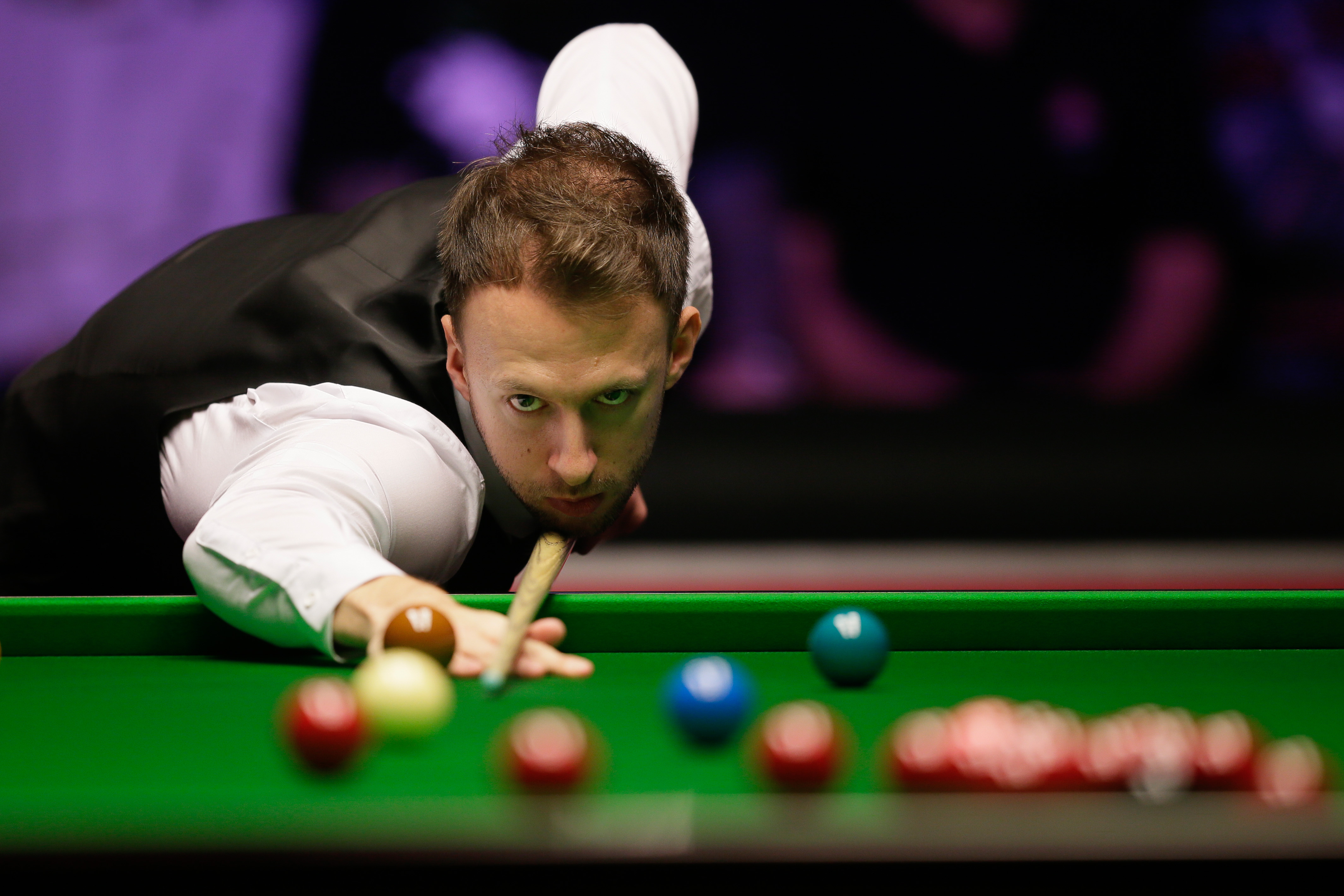 与力量并存 与力量并存