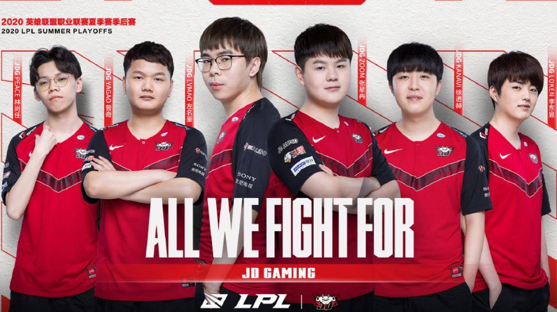 为争夺奖杯 为争夺奖杯